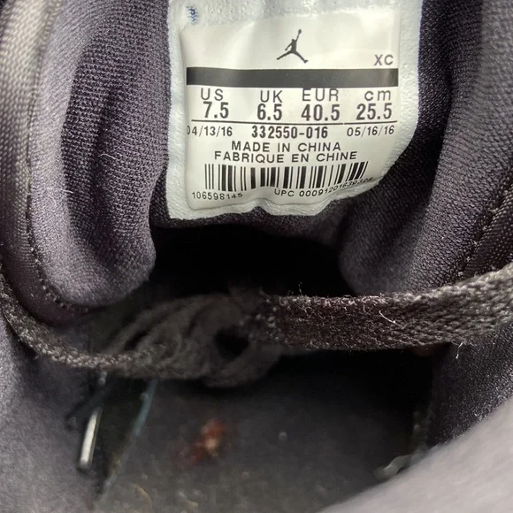 Air Jordan 1 High Retro Bronze Metal Size 9 Women’s Sneakers (2016) - Picture 12 of 13